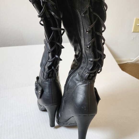 Topmoda Tall black boots with 5" heel - Picture 4 of 9